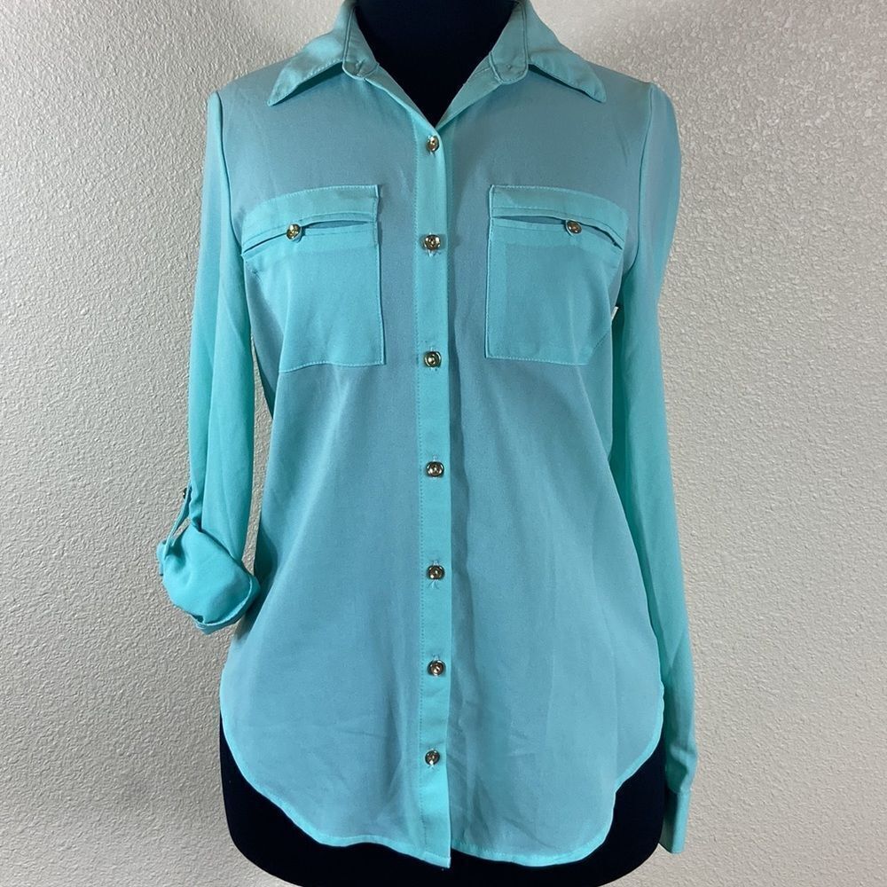 Finesse Woman Blouse Size S 💯% Polyester